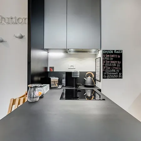 Modern Flat In Vatican * ローマ