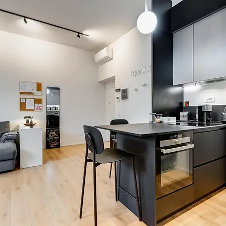 Modern Flat In Vatican 로마